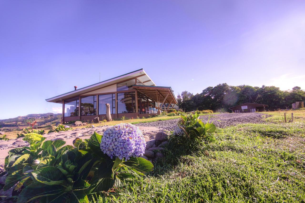 Chayote Lodge Zarcero Exterior photo