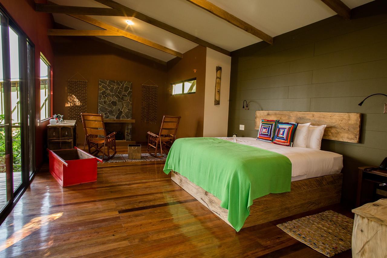 Chayote Lodge Zarcero Exterior photo